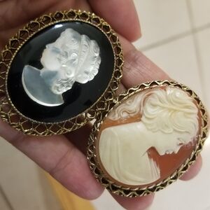 2 Cameo Brooches Mourning Black & White | Vintage Etched Red And White